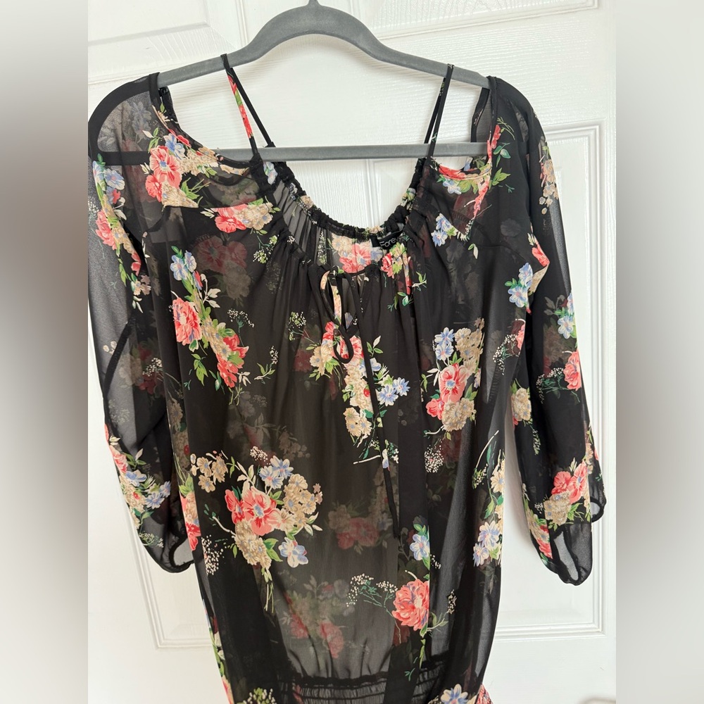 Forever 21 Black Floral Cami Top